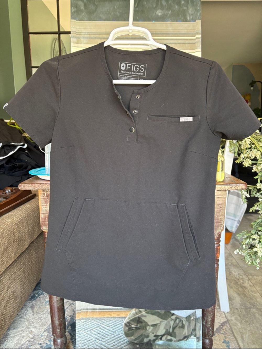 Scrubs: FIGS Black Women's Henley Scrub Top